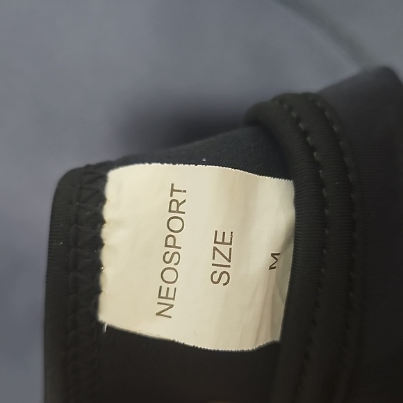 Neosport Men's Black Swim Long Sleeve Top Size Medium X-Span - Picture 7 of 10